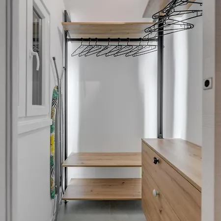 Apartment Lct City Design Split